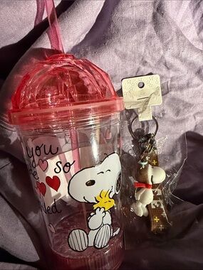 Light up Snoopy cup, and Snoopy keychain